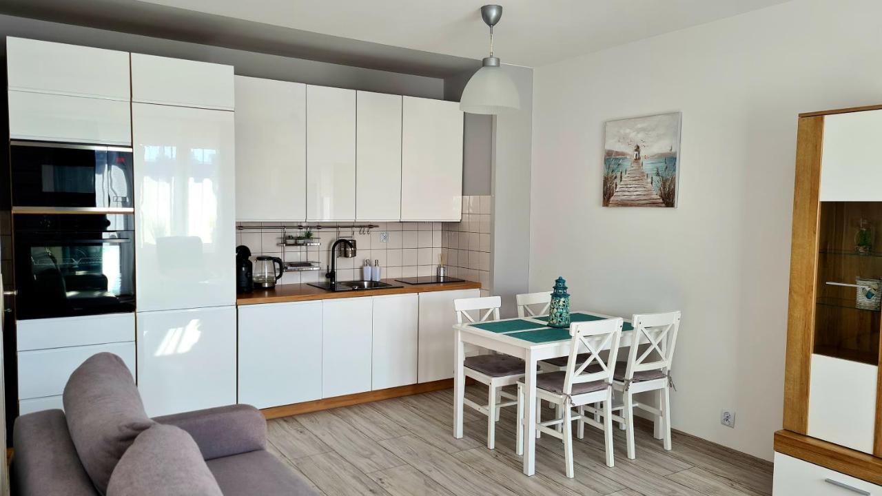 Apartament Z Garazem W Kolobrzegu Apartment Exterior foto
